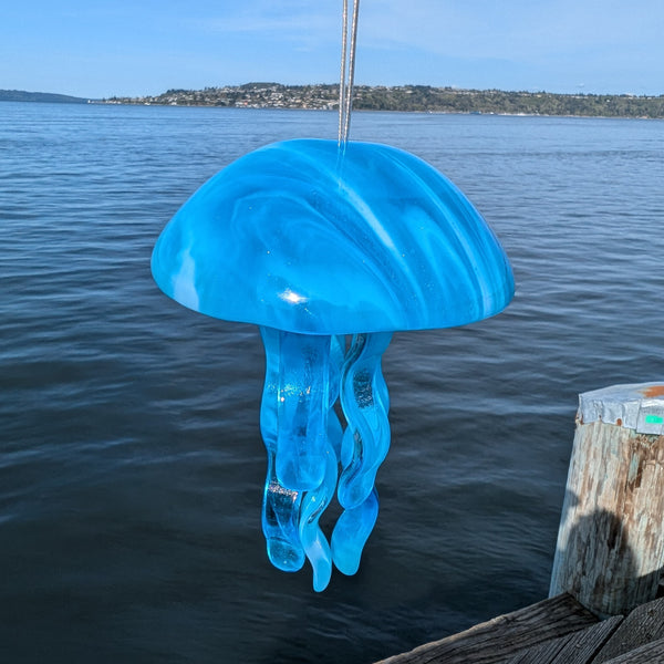 Hanging Jellyfish - Hevyn