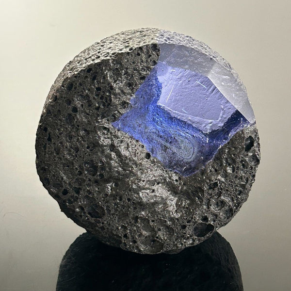 Vesicular - Amethyst Pool