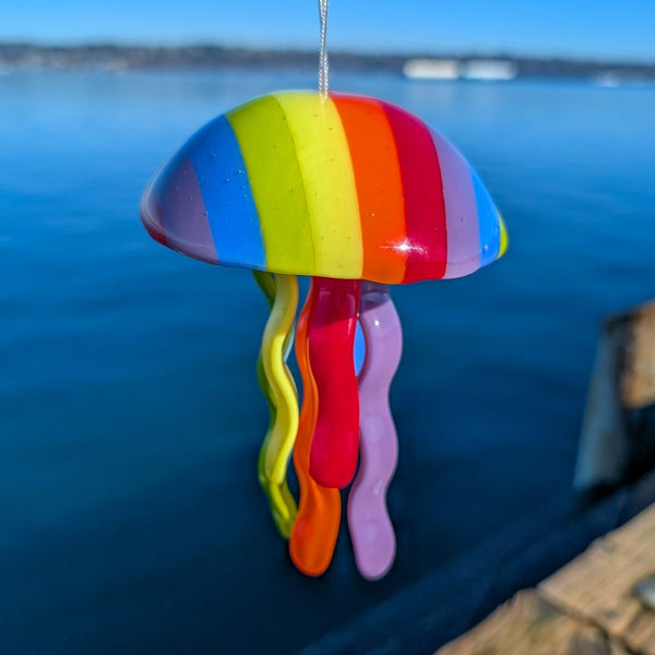 Hanging Jellyfish - Pryde