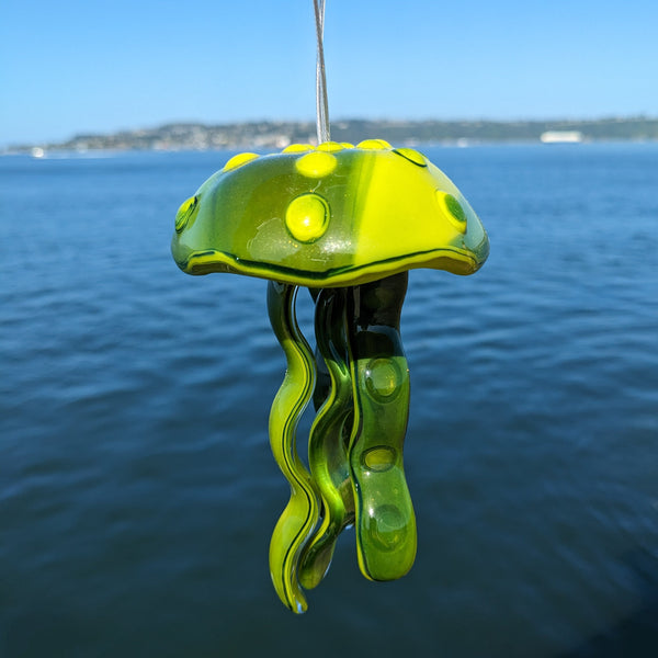 Small Hanging Jellyfish - Baby Spiryt