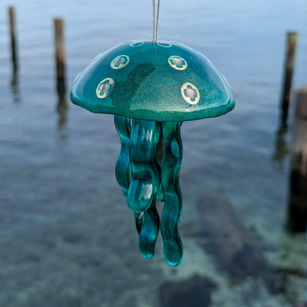 Hanging Jellyfish - Emyrald