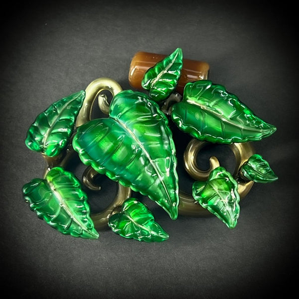 Emerald Green Leaf Vine Pendant